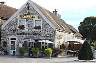 Auberge Du Château inside