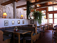Café Huber inside