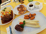 Hotel Restaurant Engel food
