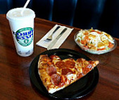 Barro's Pizza food