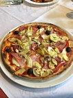 Pizzeria Vecchia Roma food