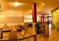 Harmonie Restaurant inside
