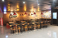 Kfc Peradeniya inside