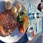 La Punta Yacht Club food