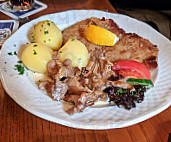 Gasthaus Zum Dreispitz food