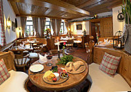 Hotel-Restaurant Schwanefeld food