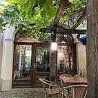 Ungarisches Restaurant Budapest inside