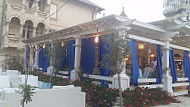 Theo's Greek Taverna outside
