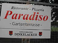 Paradiso Pizzeria outside