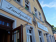 Landgasthaus Deutsches Haus outside