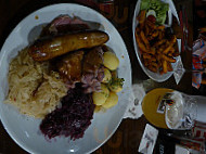 Alt Berliner Biersalon food