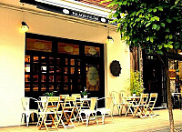 Cafe Palacio Valdes inside