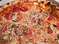Pizza Per Tutti food