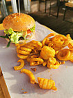 Burgerzimmer Iv food