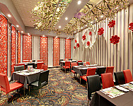 Mandarin Restaurant inside