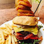 Surfers RSL food