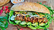 Le Bánh Mì food