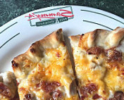 Sammy's Pizza food