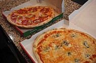 Trattoria Pizzeria Etna food