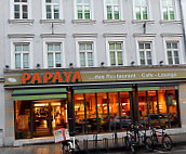 Papaya outside