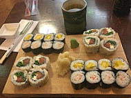 Restaurant Sushi Bar Ichiban food