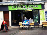 La Frite Doree inside