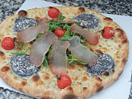 Pizza Delice food