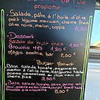 La Cuisine de Rue Food Truck outside