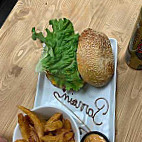 Burger Savoyard Chez Toto Saint-jean-d'aulps food
