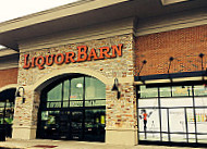 Liquor Barn outside