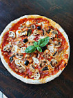 Pizza Di Roma food