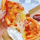 Bầu Pizza Thanh Thuỷ food