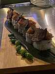 Moch Sushi&lounge inside