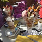 Nice Cream Ice & Cafe food