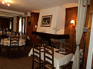 Hotel Restaurant La Cascade food