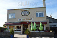 Le Mermoz outside