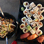 Mara Sushi food