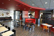 KFC - St-Quentin inside