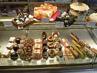 Coste Pâtisserie Chocolaterie food