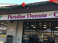 Paradise Donuts outside