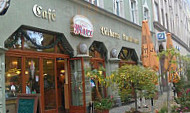 Cafe Marx inside