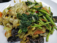 Divine Vegetarian Family Tiān Xīn Sù Shí Yuán food