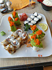 Fresh Lounge Sushi food