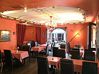 Le Relais Du Grand Venise inside