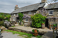 Rugglestone Inn outside