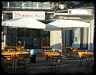 Phoenix Pizza inside