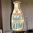 Wàn Dà Mù Chǎng Bǔ Rǔ Shì Essen