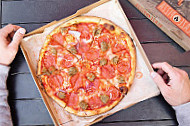 Blaze Pizza food