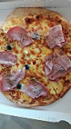 Chris Pizza food