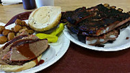 Dale's BBQ House food